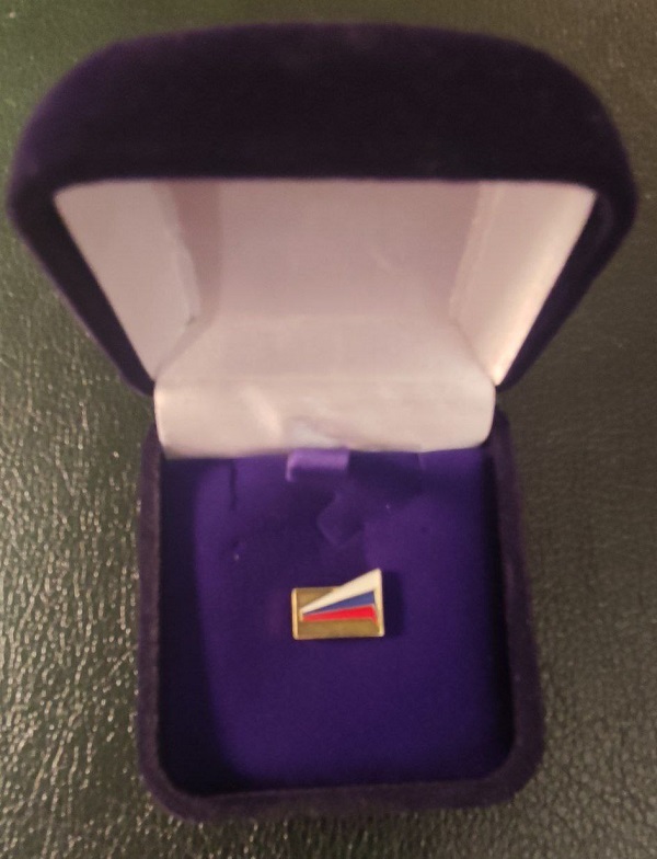 Почетный знак.jpg